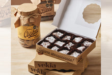 Cargar imagen en el visor de la galería, Caja de mini brownies x12
